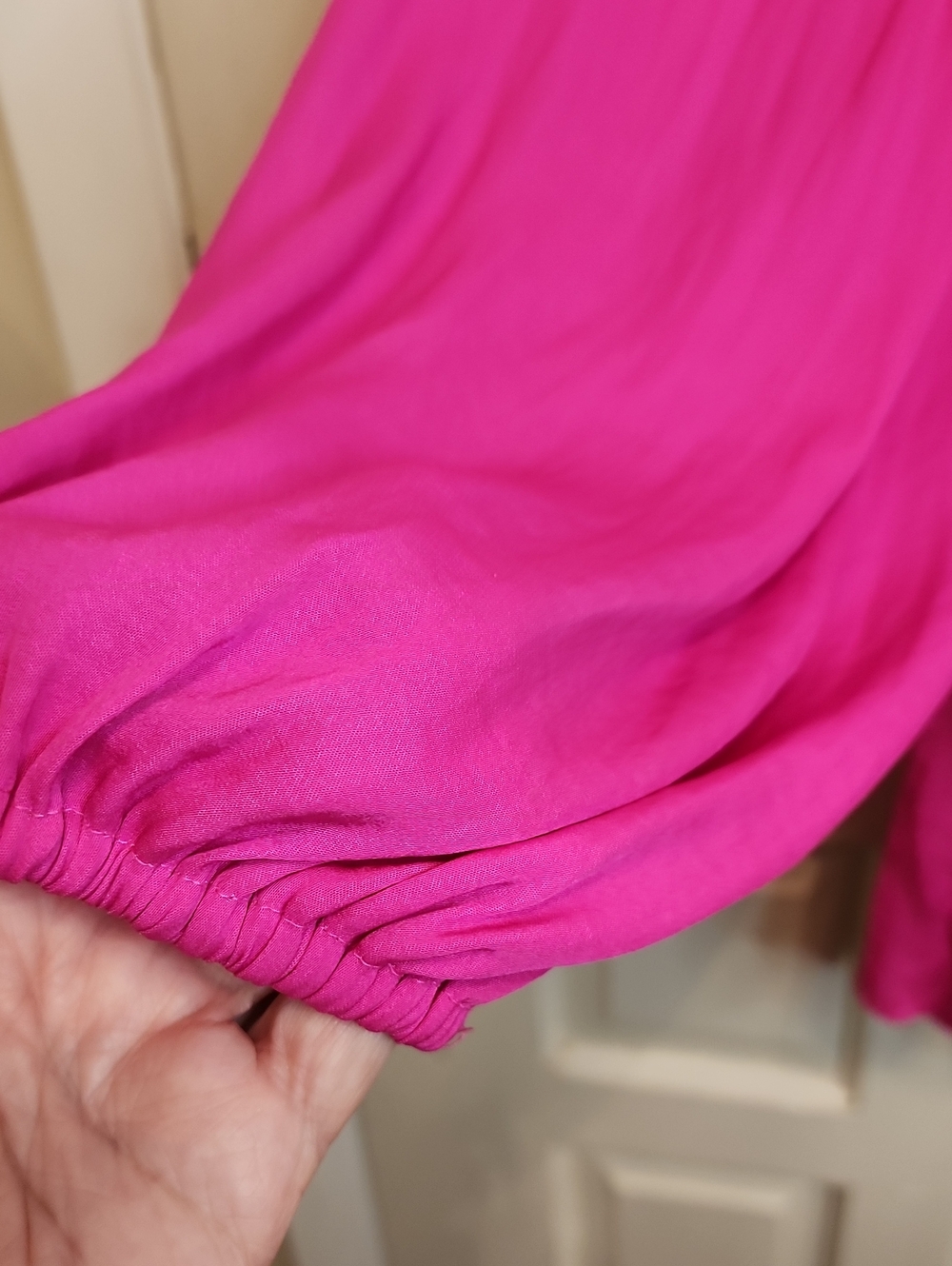 Jennifer Lopez JALO Hot Pink Tie-Neck V-neck Peasant Blouse Elastic Puffy Sleeve - Picture 8 of 12